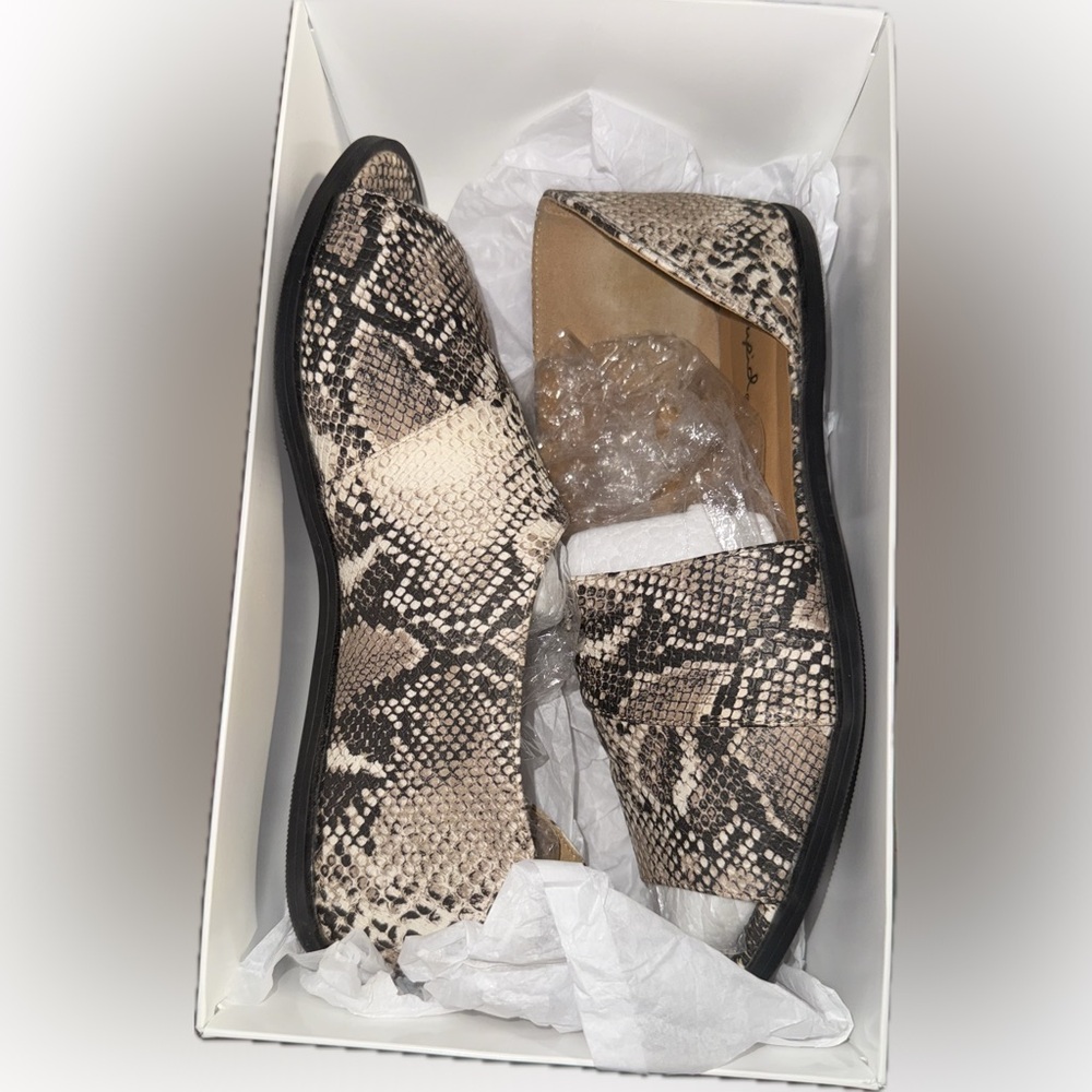 Women's Snakeskin Pattern Shoes